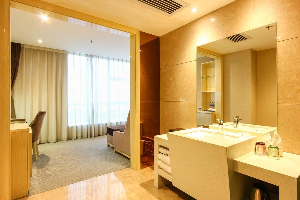 Paco Hotel Guangzhou East Railway Station Branch المظهر الخارجي الصورة