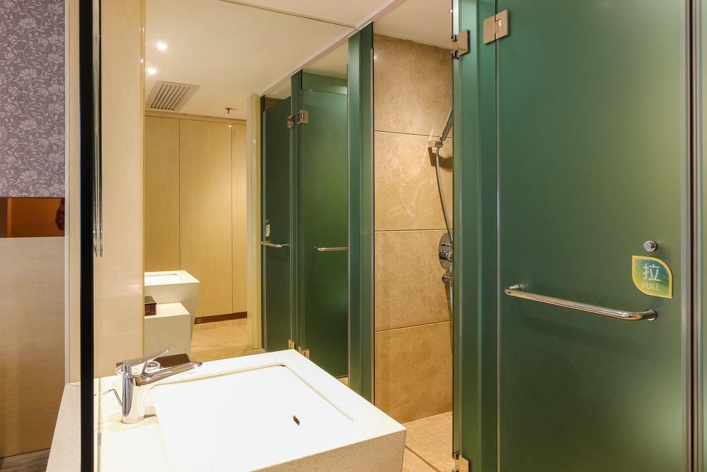 Paco Hotel Guangzhou East Railway Station Branch المظهر الخارجي الصورة