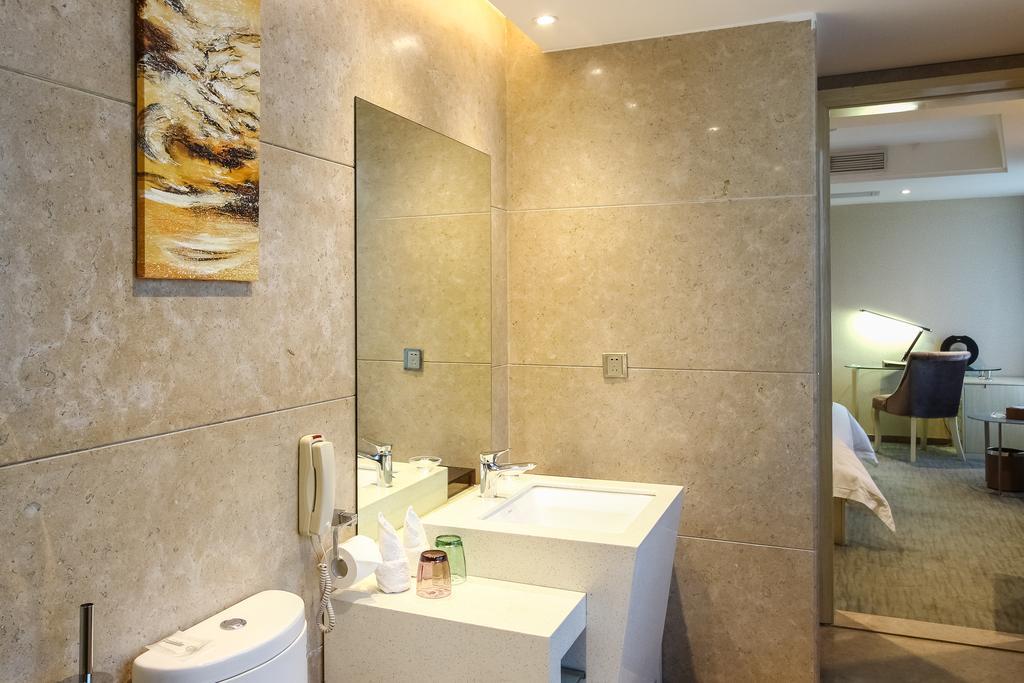 Paco Hotel Guangzhou East Railway Station Branch المظهر الخارجي الصورة