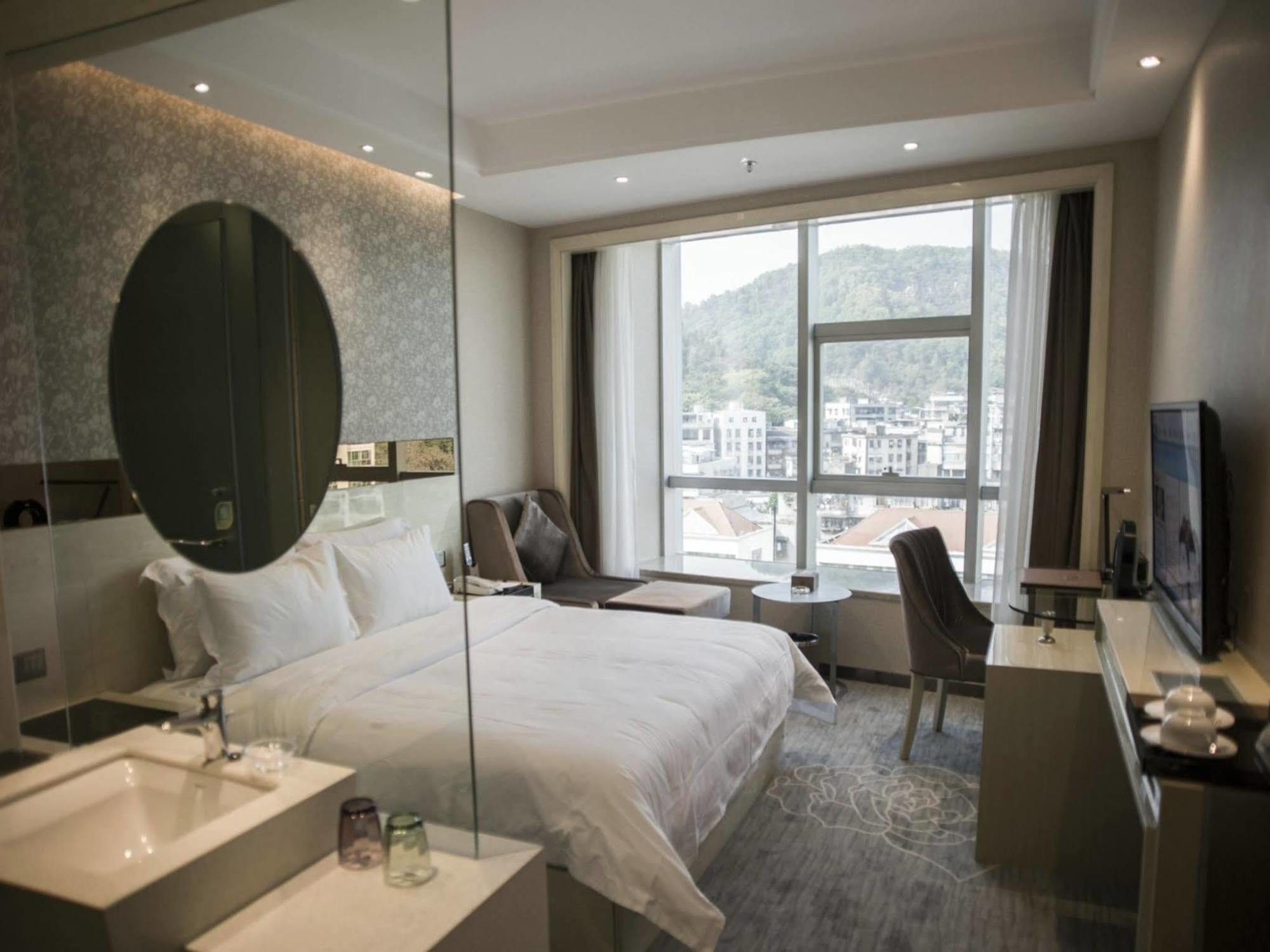 Paco Hotel Guangzhou East Railway Station Branch المظهر الخارجي الصورة